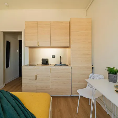 Apartamento Holt S Cozy Near The Faculty Of Law Bucareste