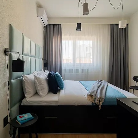 Holt S Cozy Near The Faculty Of Law