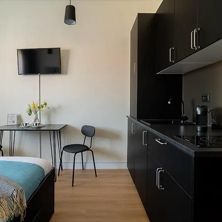 Holt S Cozy Near The Faculty Of Law * Βουκουρέστι