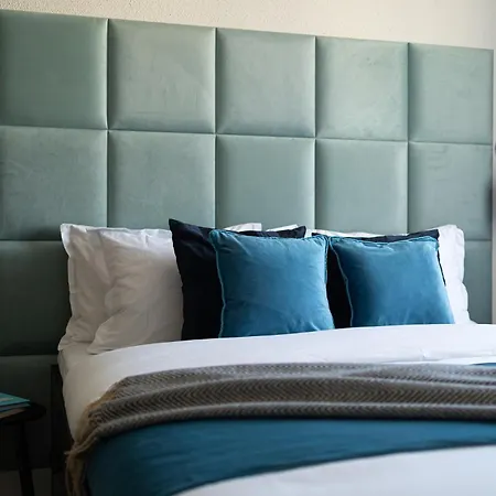 Holt S Cozy Near The Faculty Of Law Апартаменты *