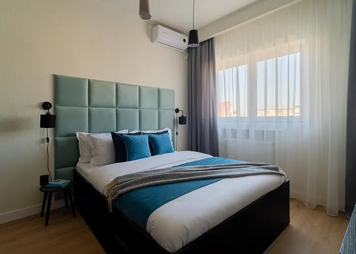 Holt S Cozy Near The Faculty Of Law *